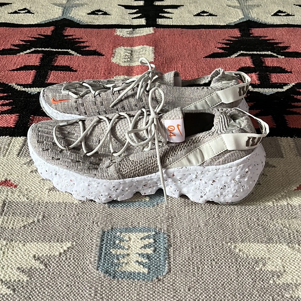 Nike Space Hippie 4